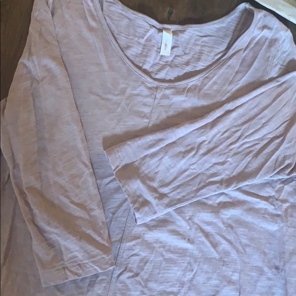 Wishlist 3/4 Sleeve Top - Picture 2 of 7